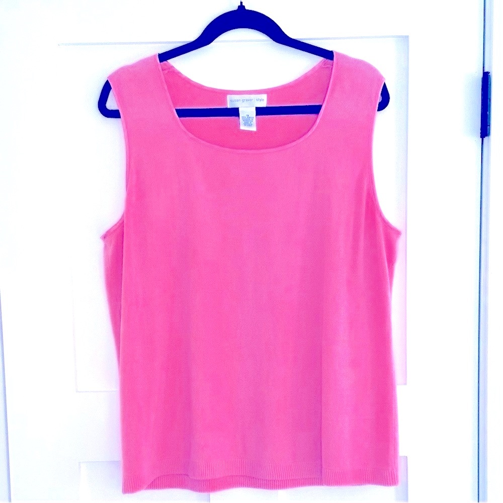 219. Susan Graver Sleeveless knit tank top.